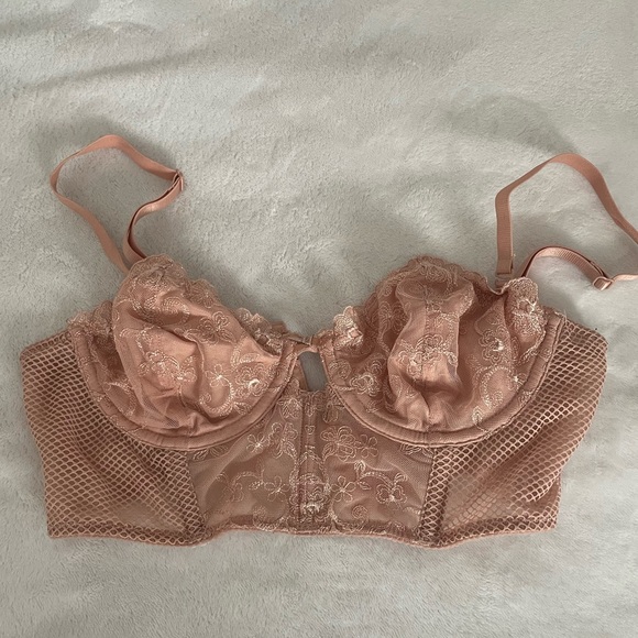 Light Pink Lace Bralette - Picture 1 of 4